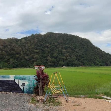 Inapan Desa Bukit Papan Apartamento Kuala Perlis Exterior foto
